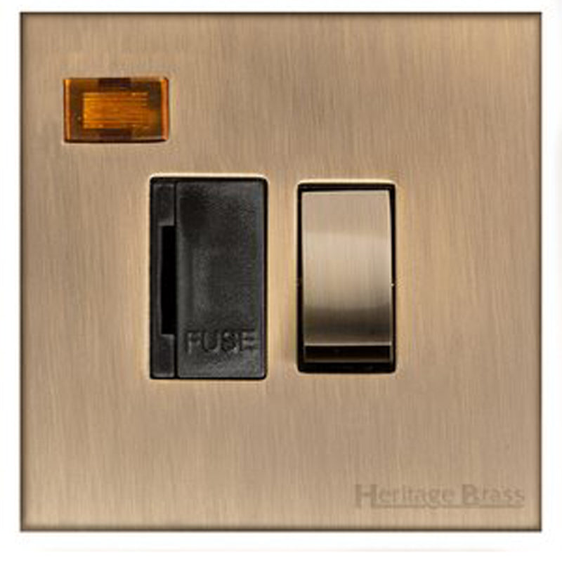 WINCHESTER 91 SWITCH SPUR WITH NEON, 088x088mm ANTIQUE BRASS/BLACK by M MARCUS LTD
