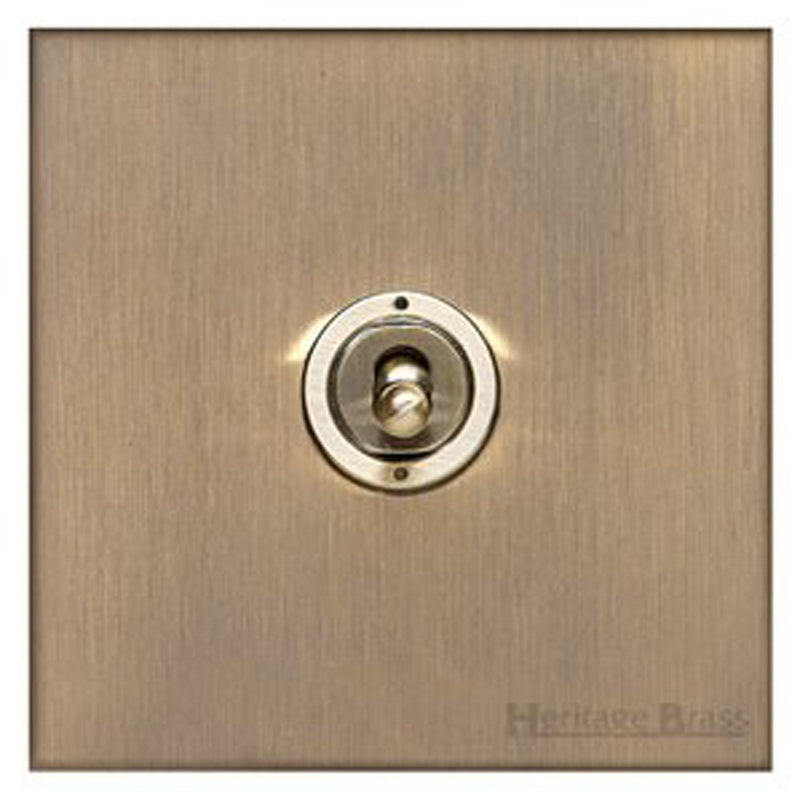 WINCHESTER 91 1G 2W TOGGLE SWITCH, 088x088mm ANTIQUE BRASS by M MARCUS LTD