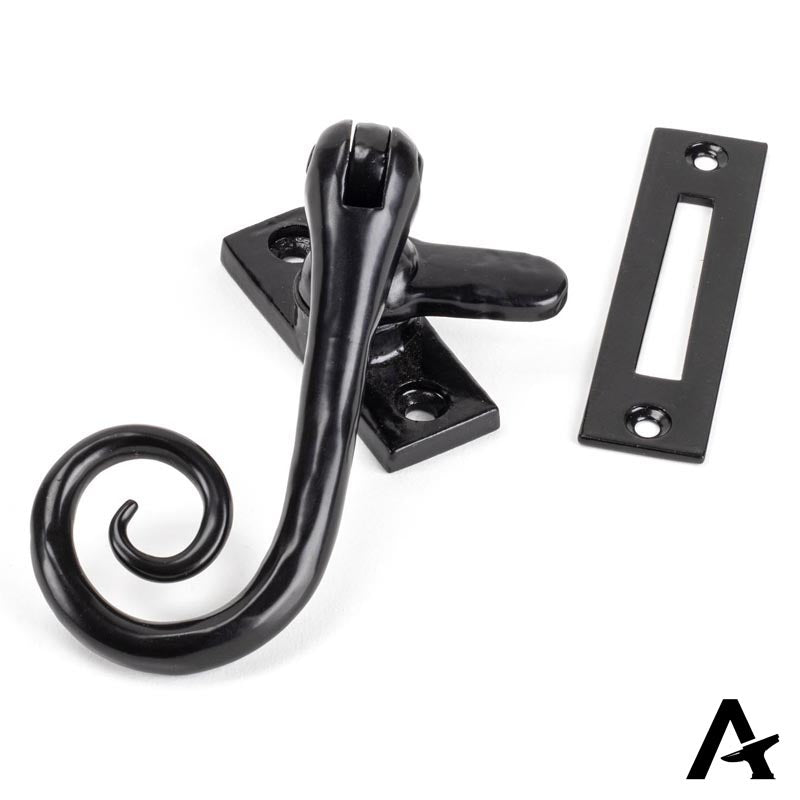 MONKEYTAIL FASTENER 112x20x42 BLK