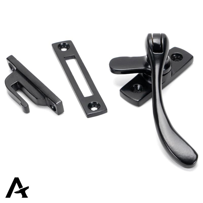 PEARDROP FASTENER 117x19x43 BLK